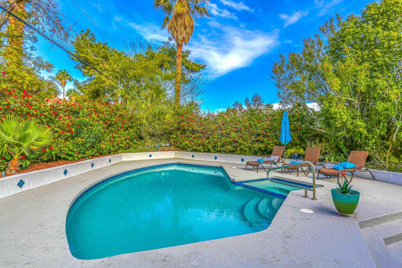 Sunny Times in Palm Springs Villa Bagian luar foto
