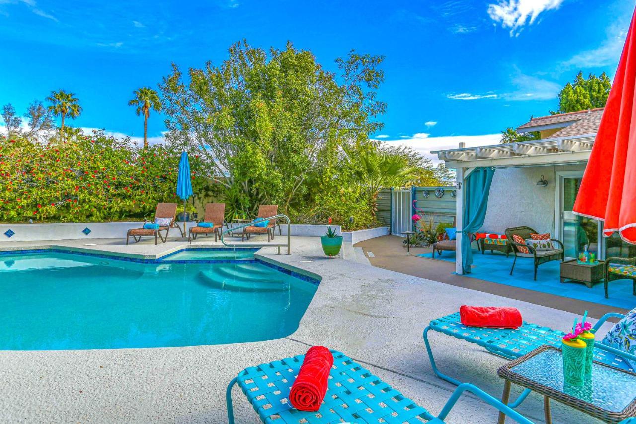 Sunny Times in Palm Springs Villa Bagian luar foto